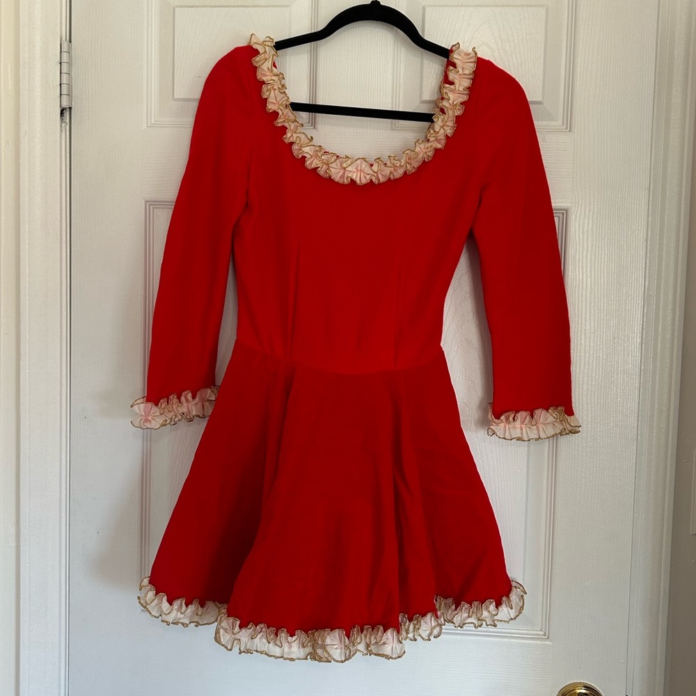 Sororité Vintage Ruffled Trim Sweetheart Mini Dress